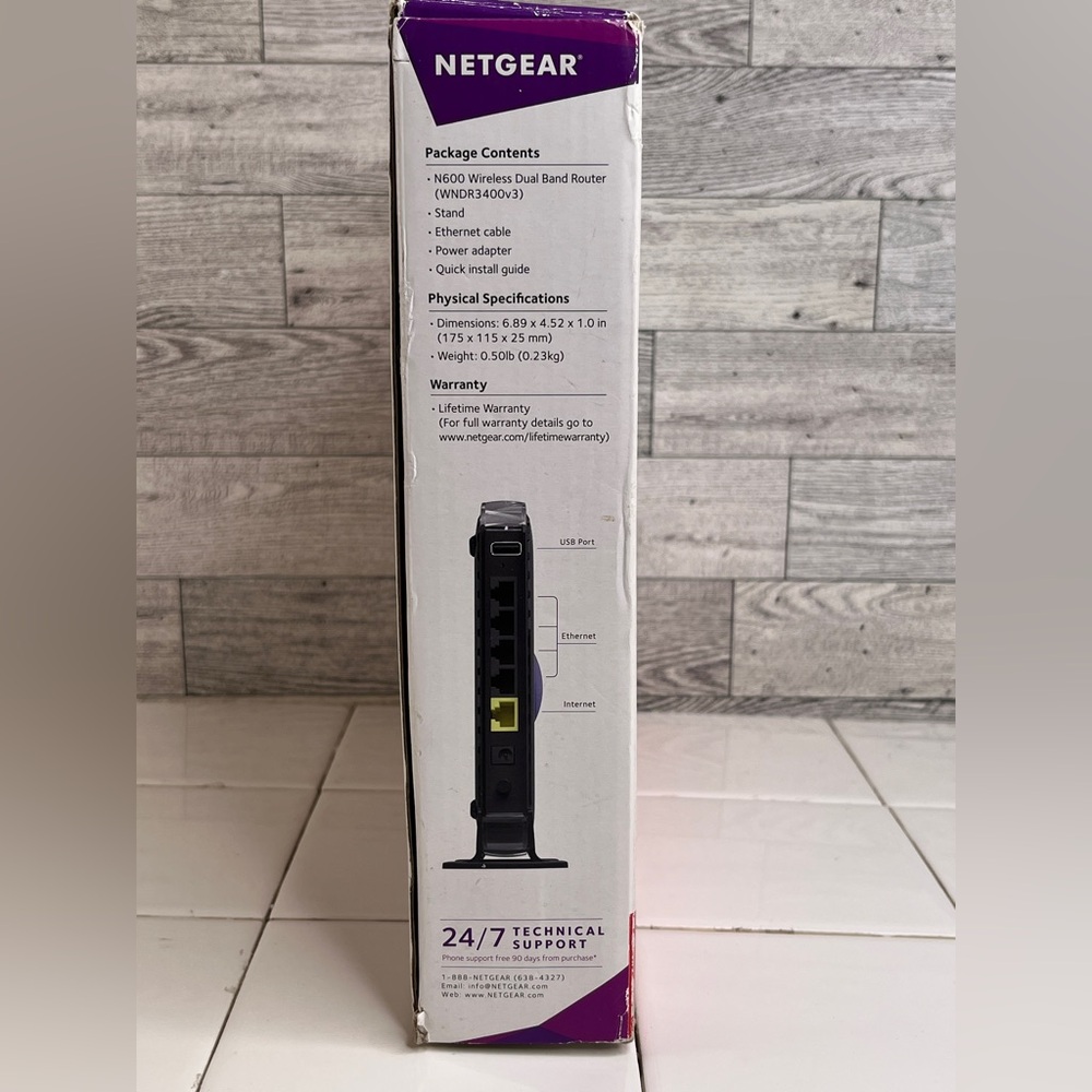 NETGEAR N600 DUAL BAND WI-FI ROUTER MODEL WNDR3400 - Picture 4 of 12